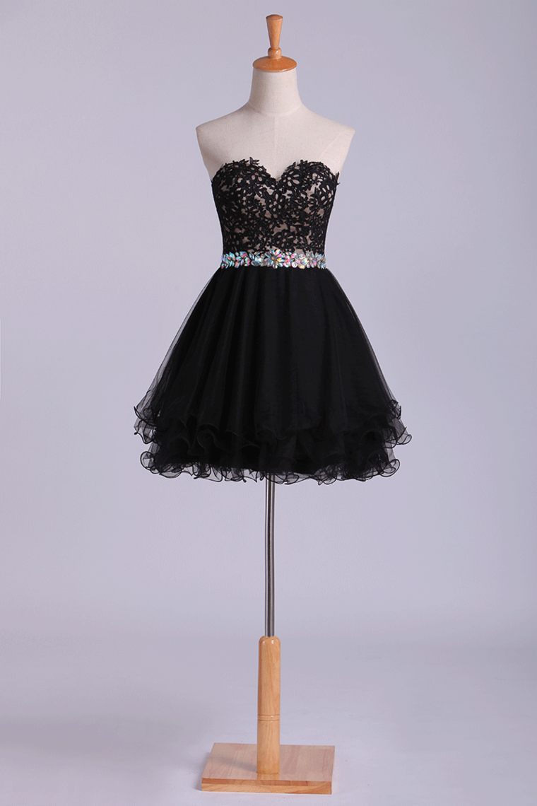 Sweetheart A Line Short Homecoming Dress With Applique Beaded