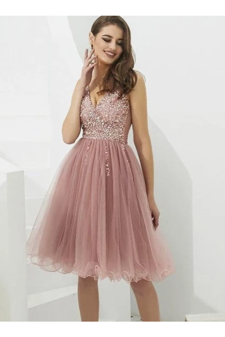 V-Neck Tulle With Beaded Short Homecoming Dresses