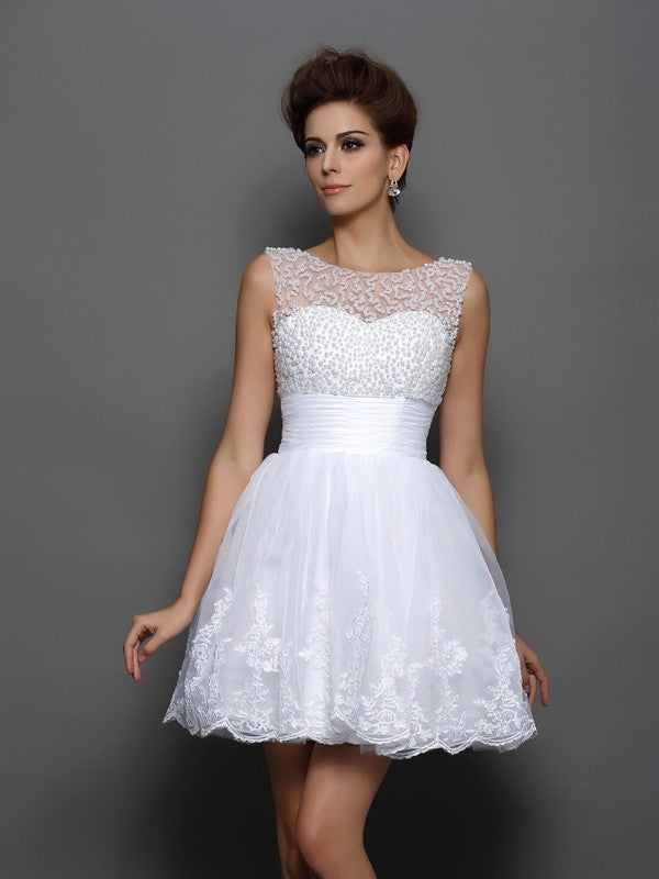 A-Line/Princess Cocktail Meadow Homecoming Dresses Satin Bateau Pearls Sleeveless Short Elastic Woven Dresses