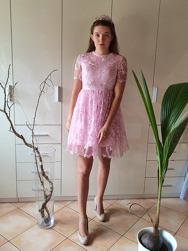 A-Line/Princess Short Sleeves Organza Sheer Neck Applique Short/Mini Homecoming Dresses HEP0004782