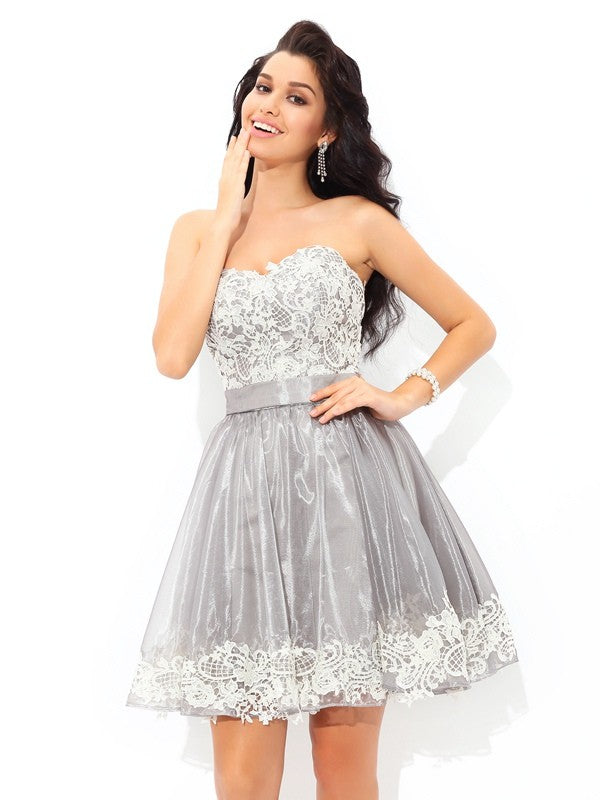 Cocktail Homecoming Dresses Finley Lace A-Line/Princess Sweetheart Sleeveless Short Tulle Dresses