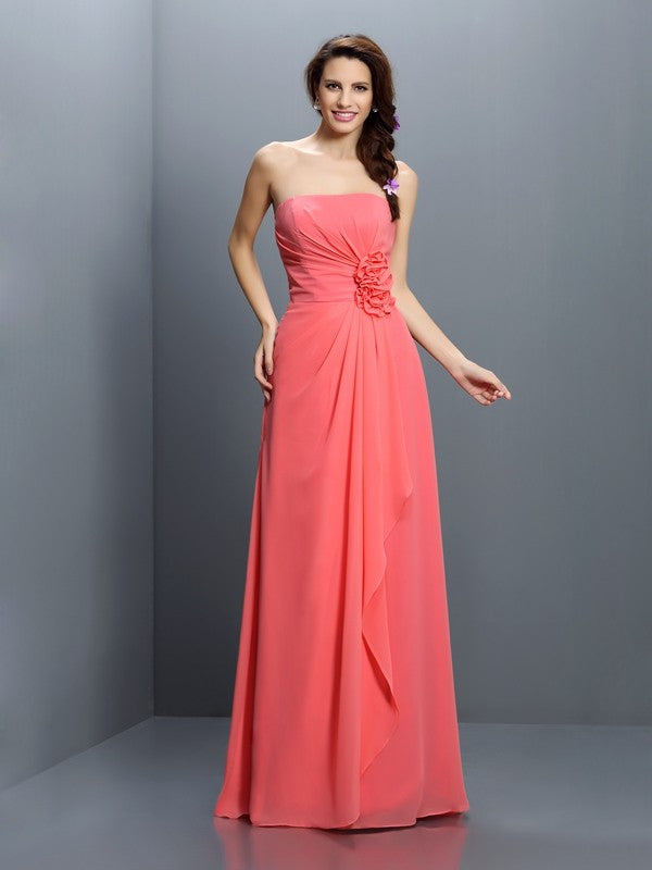 A-Line/Princess Strapless Hand-Made Flower Sleeveless Long Chiffon Bridesmaid Dresses HEP0005617