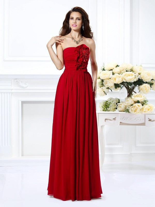 A-Line/Princess Strapless Hand-Made Flower Sleeveless Long Chiffon Bridesmaid Dresses HEP0005618