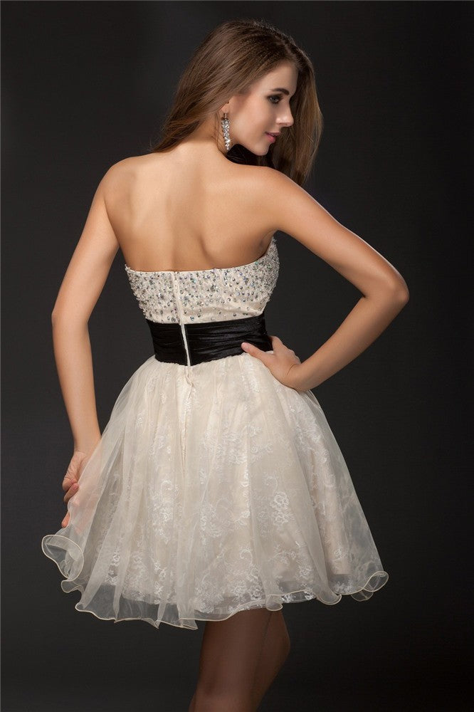 A-Line/Princess Sweetheart Beading Peyton Cocktail Homecoming Dresses Sleeveless Short Organza Dresses