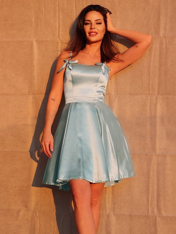 A-Line/Princess Ruffles Spaghetti Straps Sleeveless Short/Mini Homecoming Dresses HEP0004629