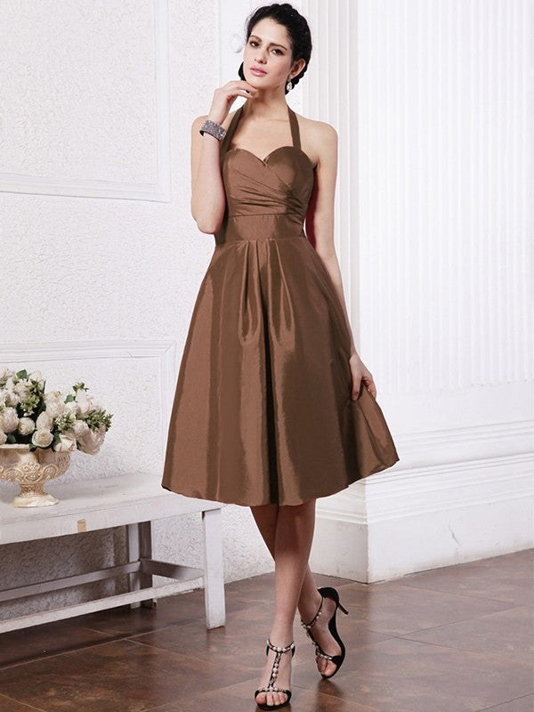 A-Line/Princess Halter Sleeveless Pleats Short Taffeta Bridesmaid Dresses HEP0005709