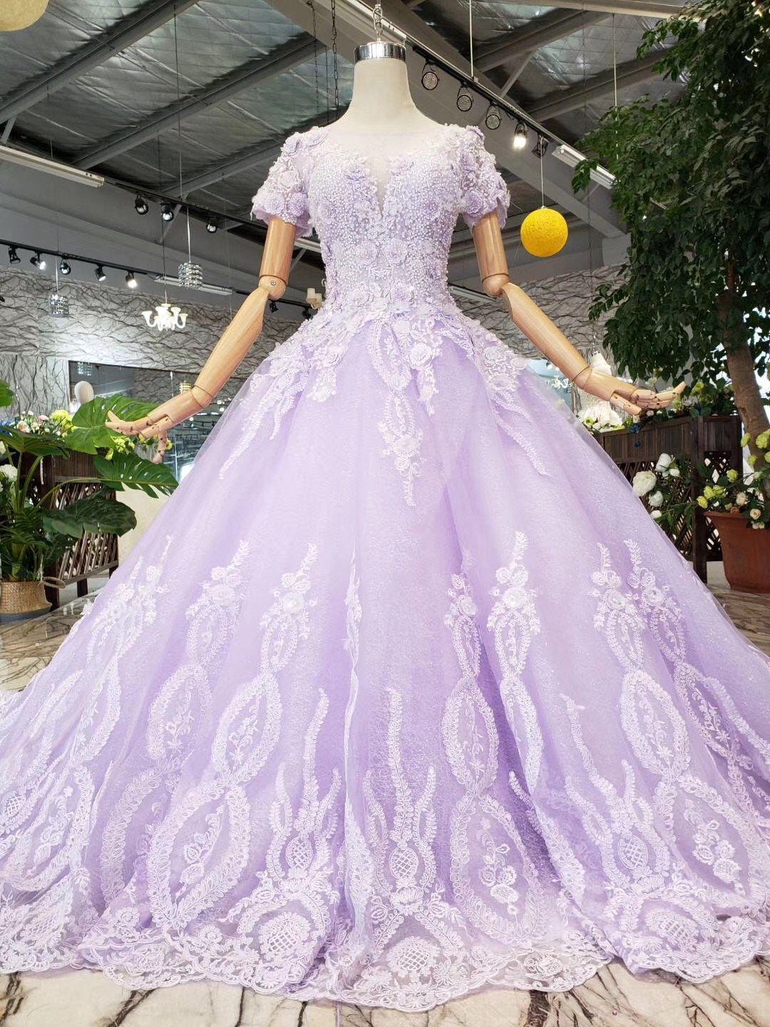 Unique Short Sleeve Lilac Ball Gown Appliques Beading Prom Dress Quinceanera Dress P1134